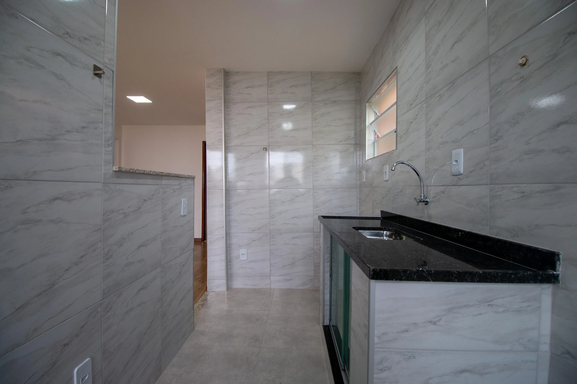 2-bedroom apartment, 1 with its own bathroom, 70 m² — photo 9