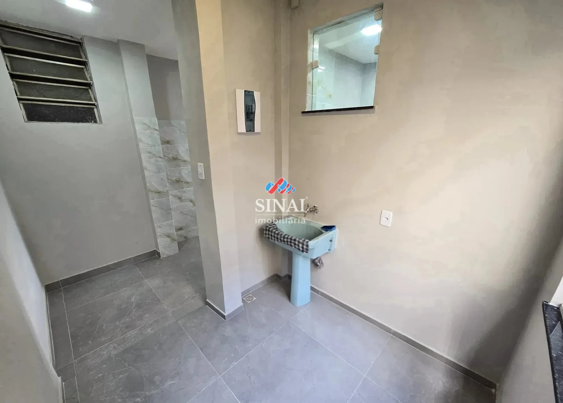 Квартира с 2 спальнями и кухней американского типа — photo 22