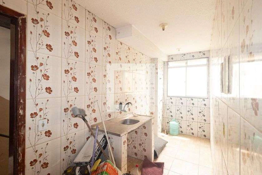 Rental apartment with 2 bedrooms and a closed kitchen — photo 2