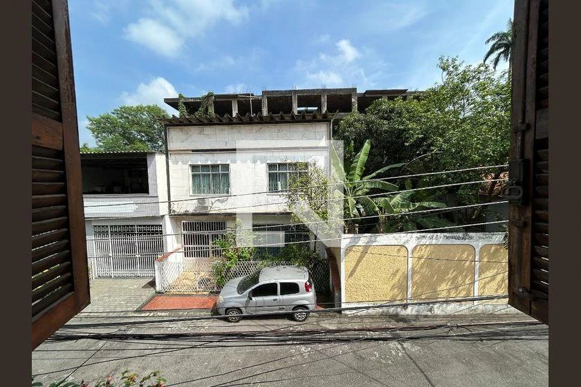 House, 80 m², with wood or laminate floors
