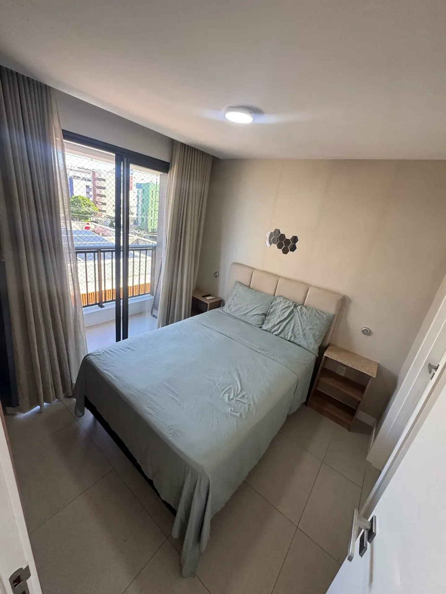 Furnished apartment, 38 m², with a water view — photo 8