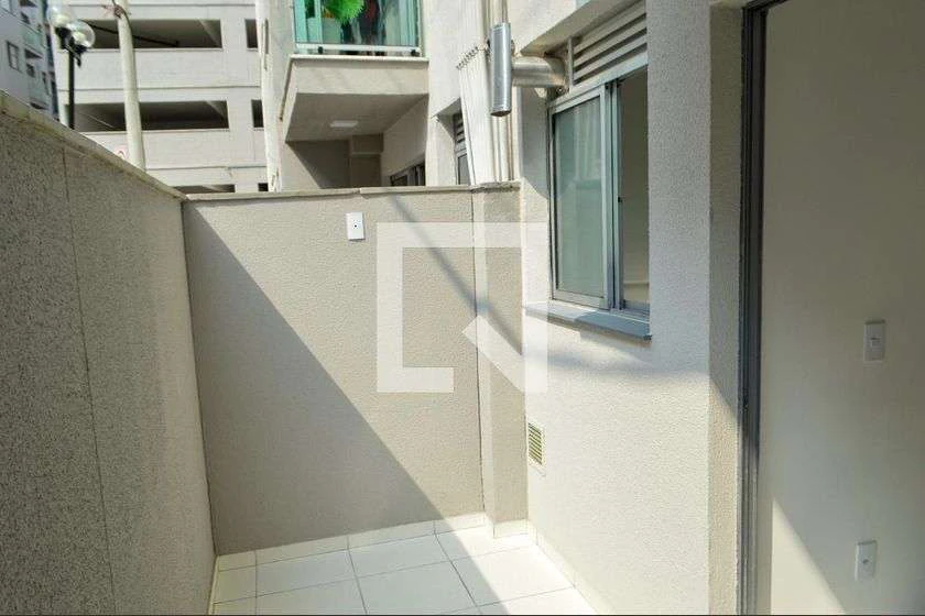 1-bedroom apartment with balcony and 1 parking spot — photo 15