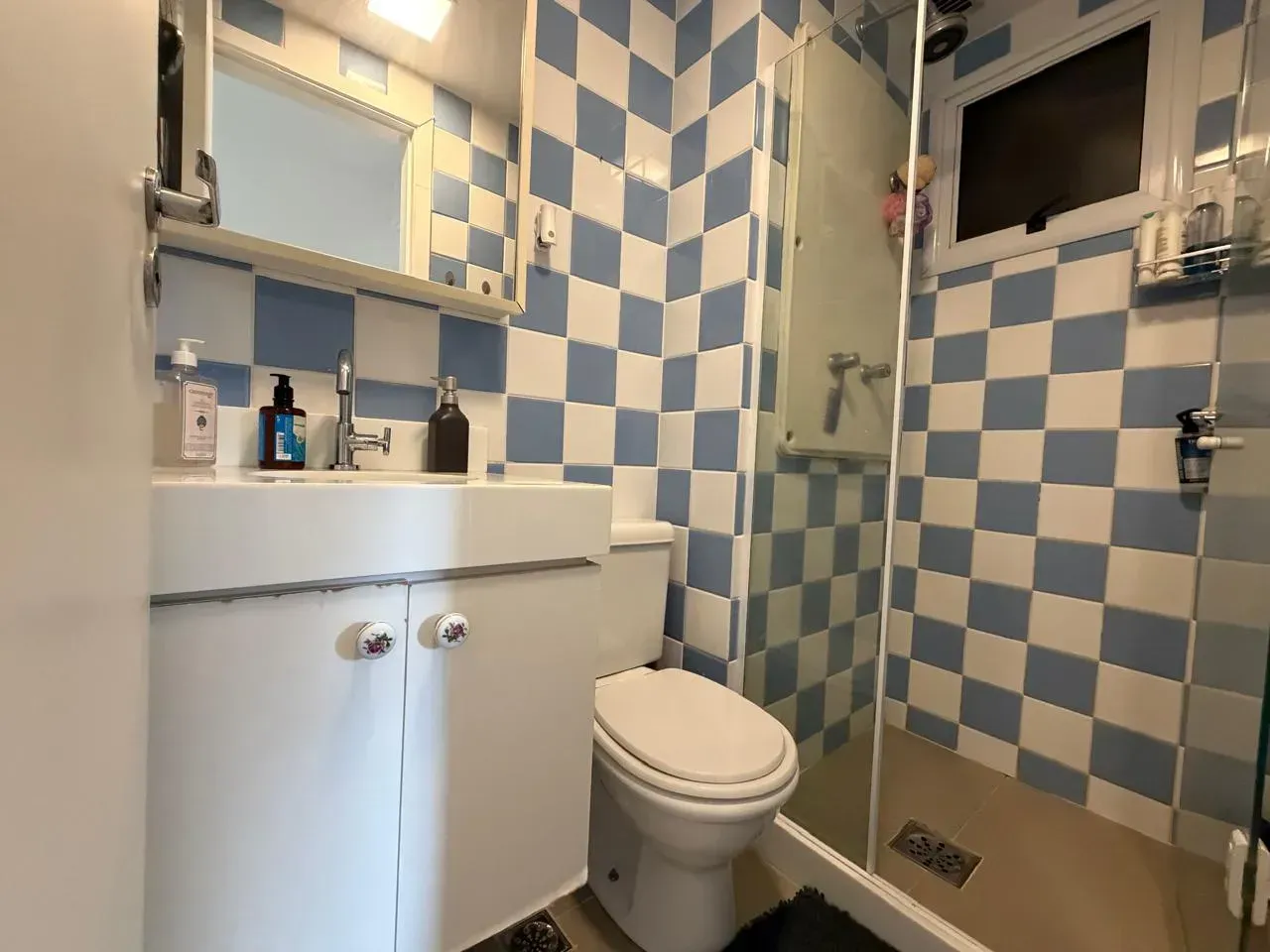 House with 2 bedrooms, separate kitchen and 1 bathroom — photo 4