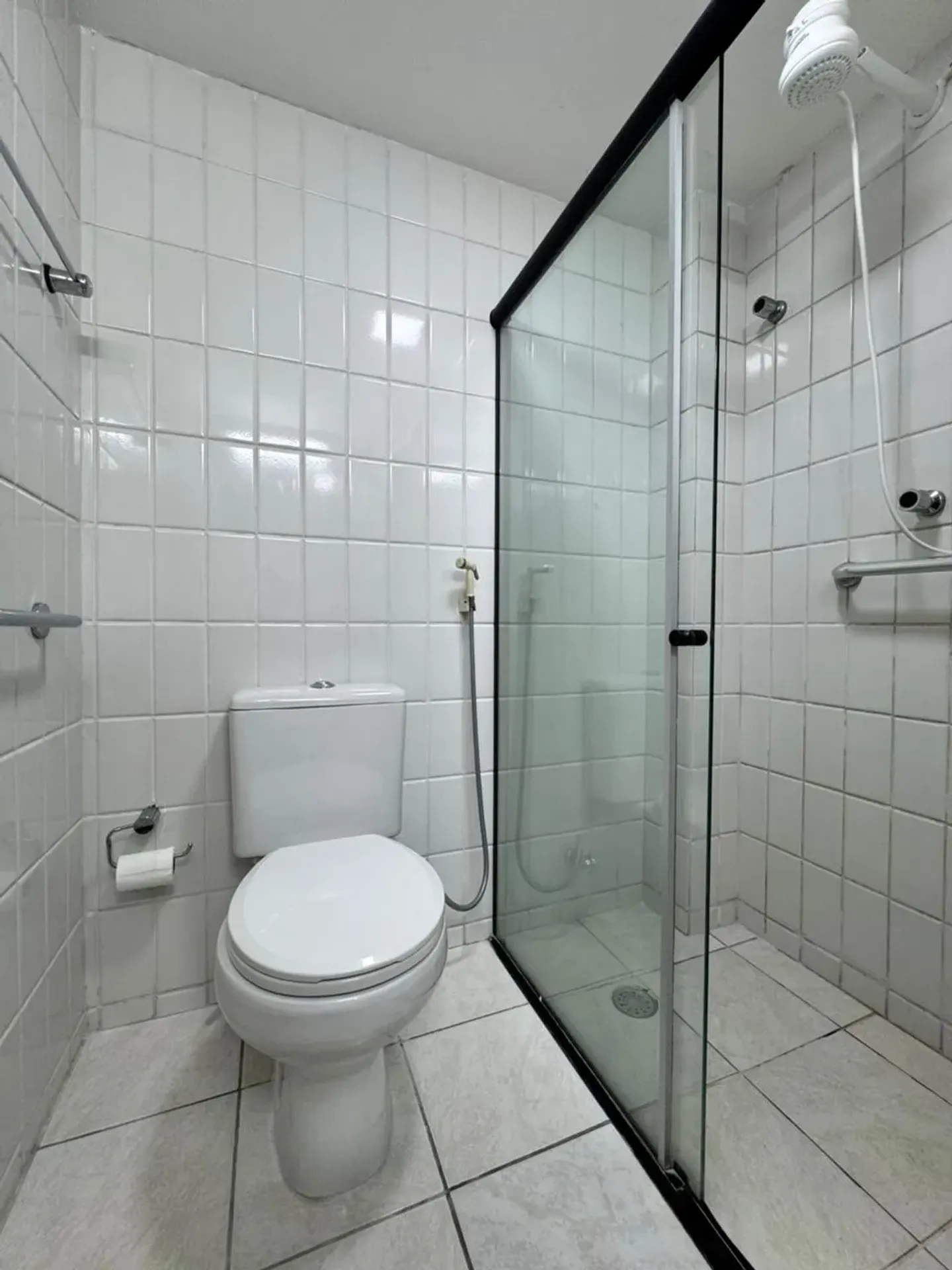 127 m² apartment with a separate kitchen and 3 bedrooms — photo 38