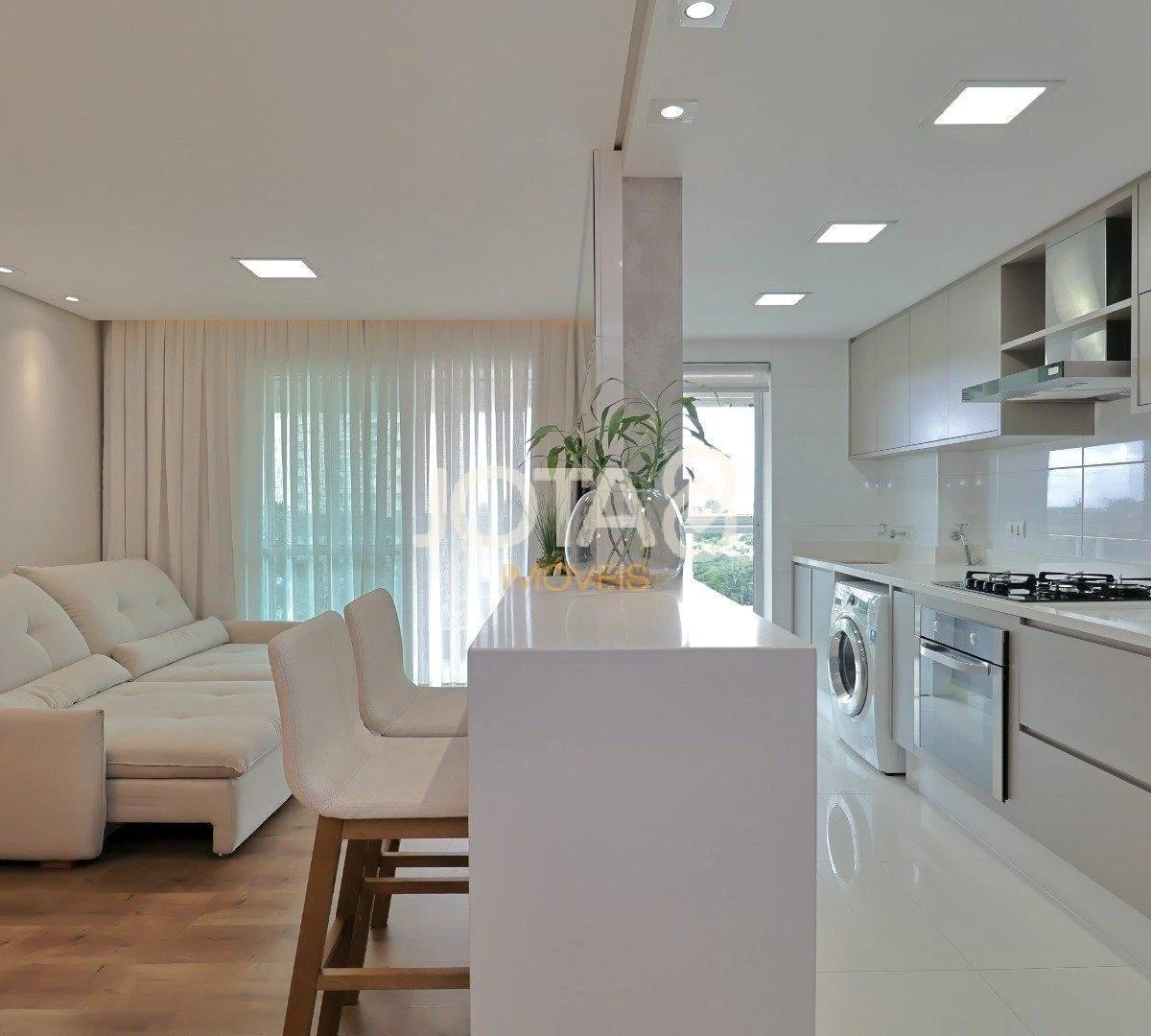Furnished apartment, 80 m², with a washing machine — photo 11