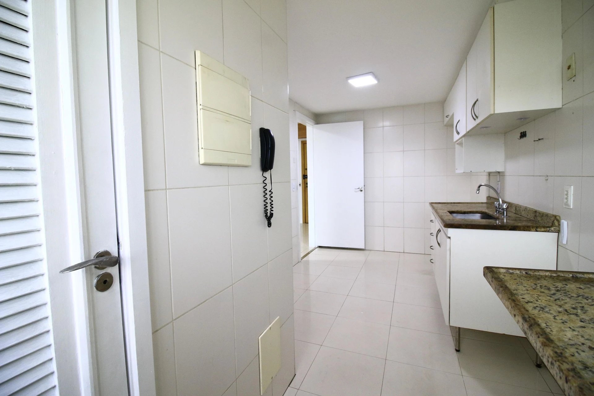 Apartamento para alugar com 3 quartos e varanda com BBQ — photo 22