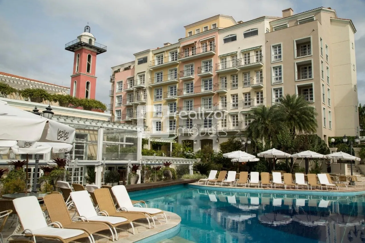 Furnished 2-bedroom apartment with 168 m² and en-suite — photo 26