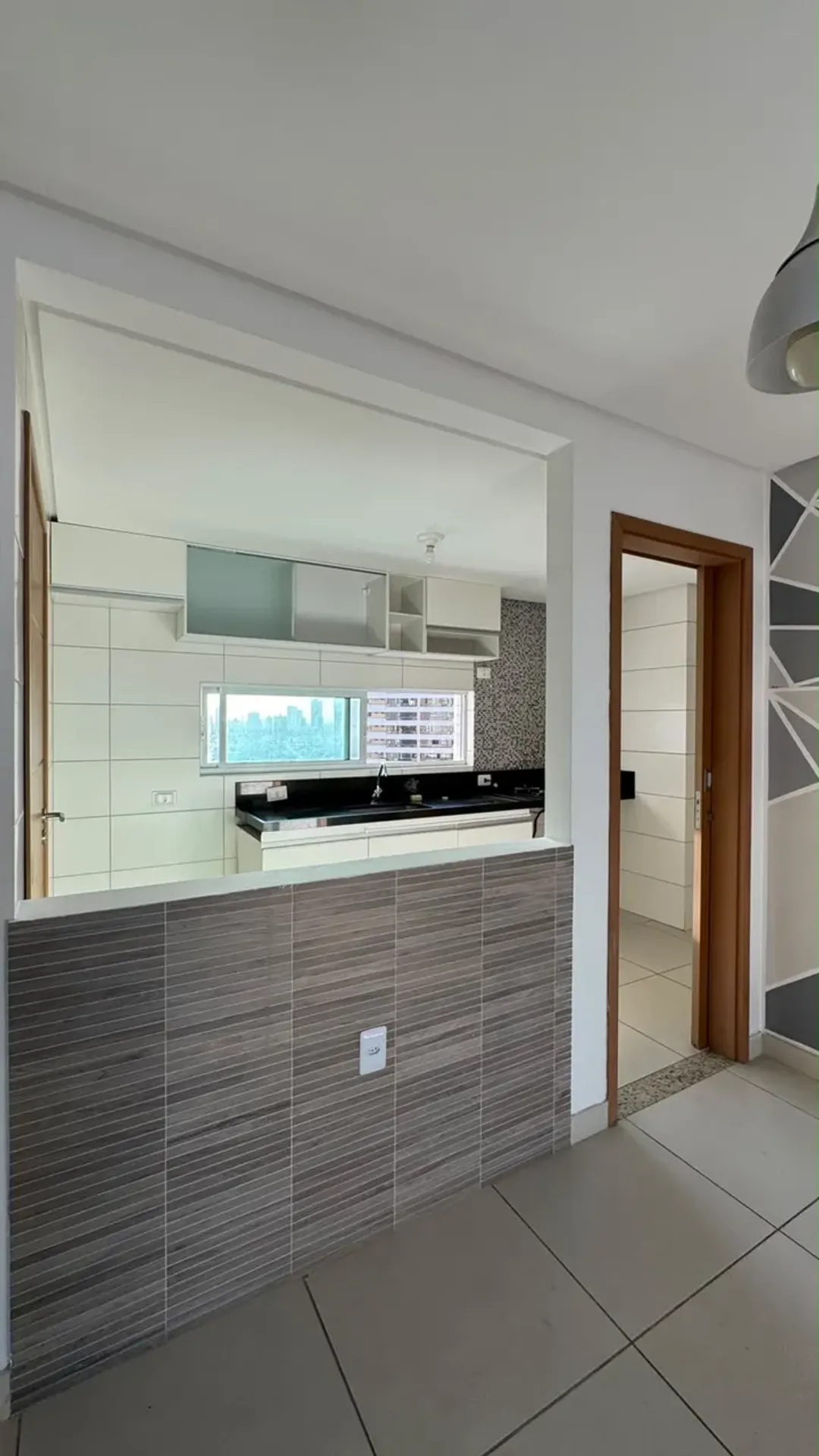 Bathtub in a 3-bedroom apartment, 87 m² — photo 38