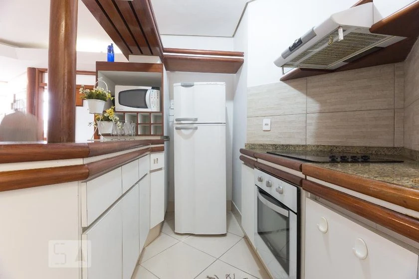 Furnished 1-bedroom apartment with 1 bathroom — photo 3
