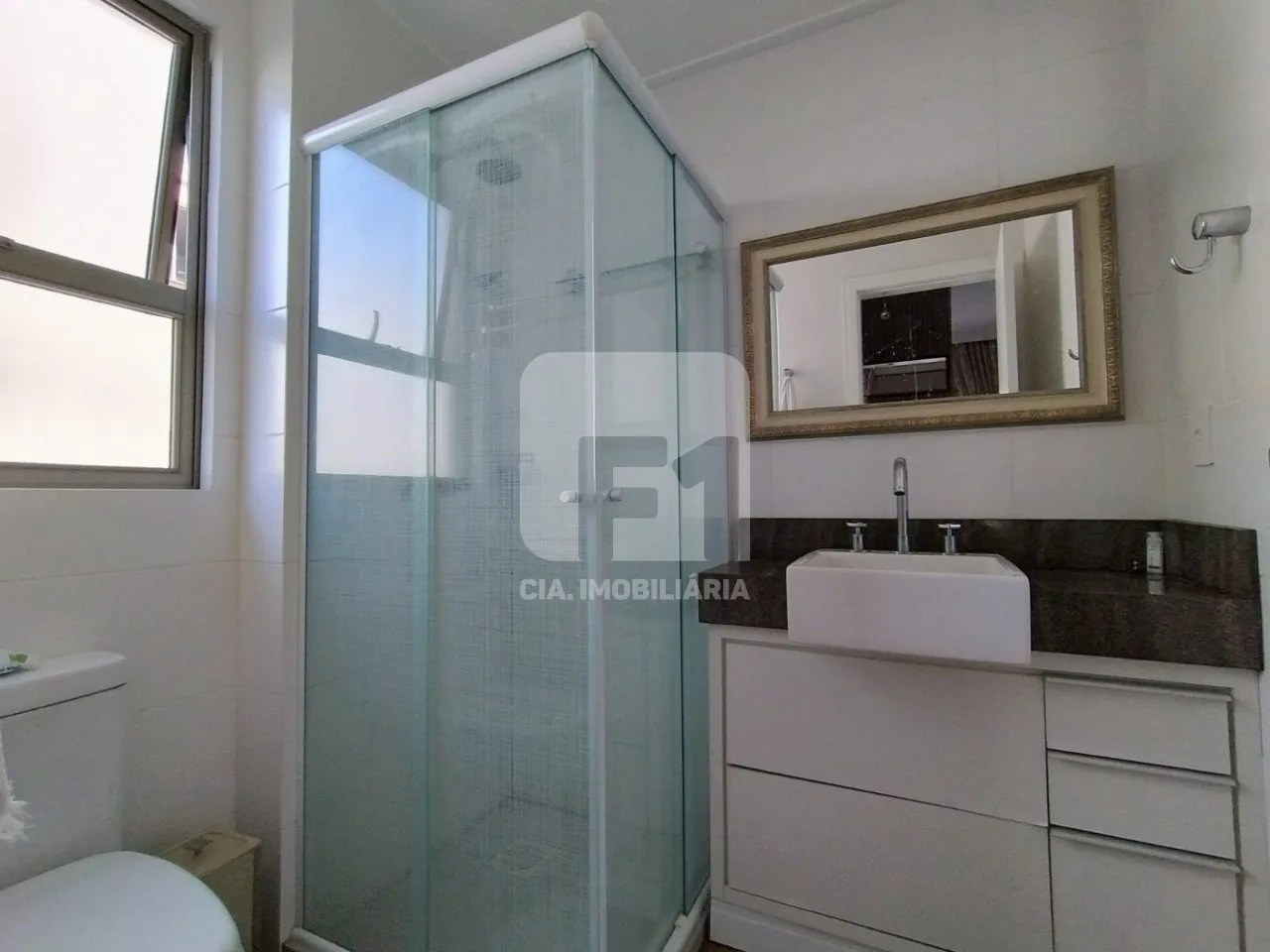 Furnished 52 m² studio with 1 bedroom and 2 baths — photo 10