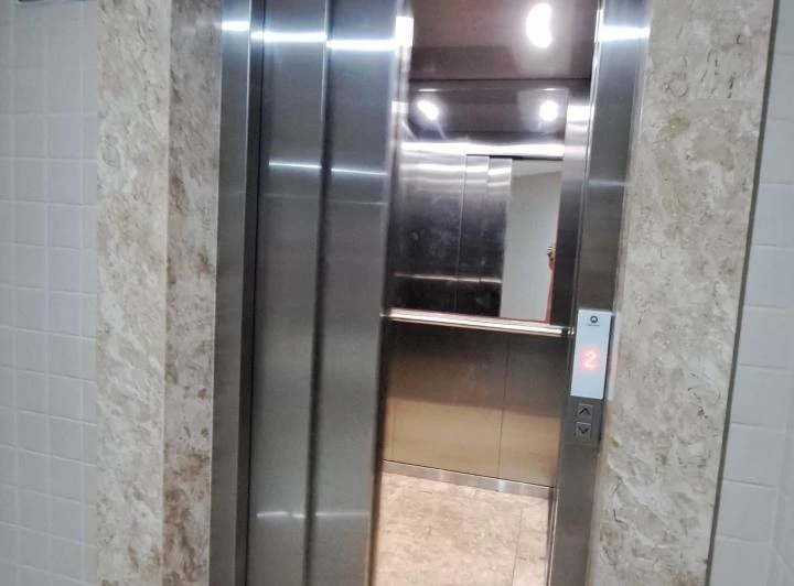 Furnished 1-bedroom apartment with 24-hour concierge — photo 8