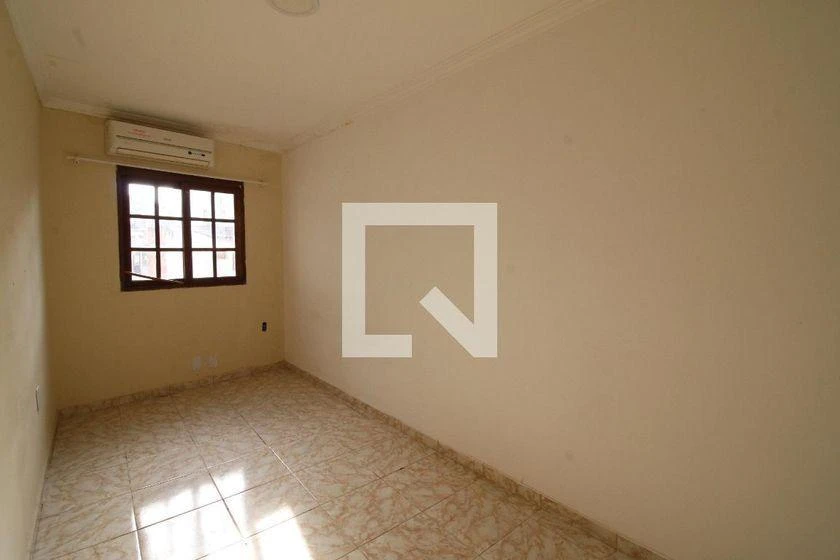 3-bedroom house with a home office — photo 10