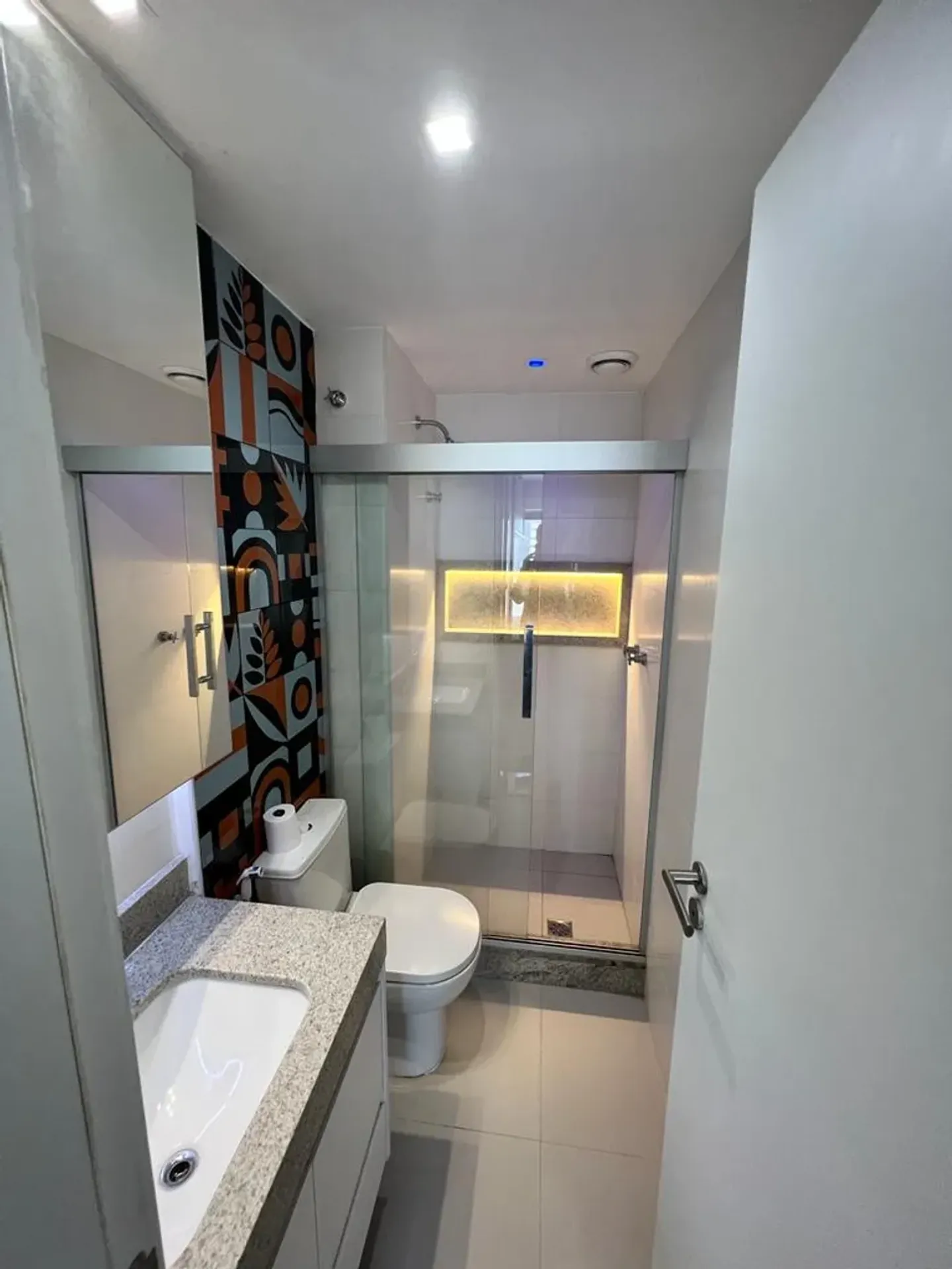 2-bedroom apartment with a water view in Rio de Janeiro — photo 59
