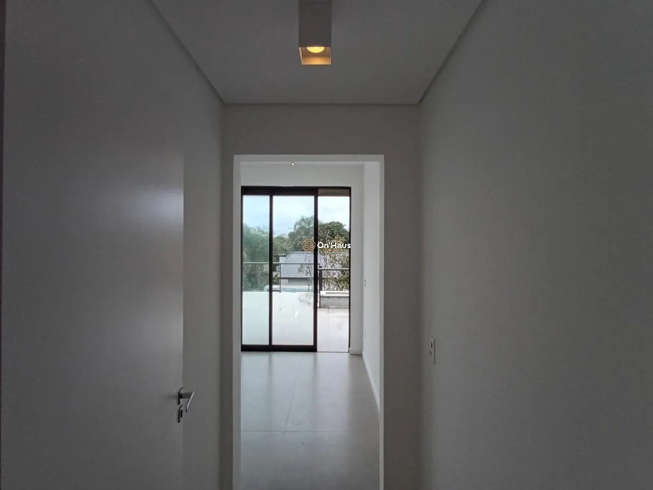 Rental house with 6 en-suite bedrooms and 513 m² — photo 15