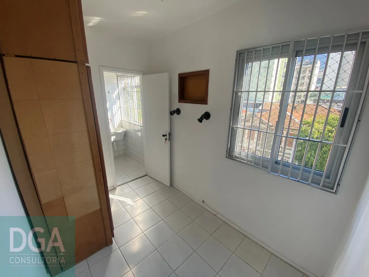 2-bedroom apartment with balcony, 3 bathrooms and parking — photo 33