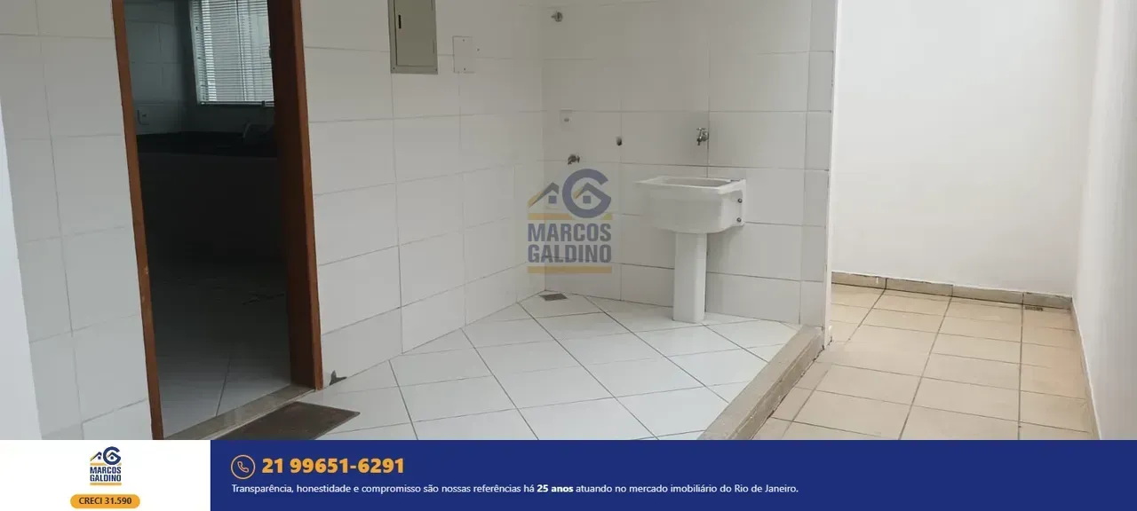 Casa com 4 quartos e 5 banheiros, cozinha fechada — photo 17