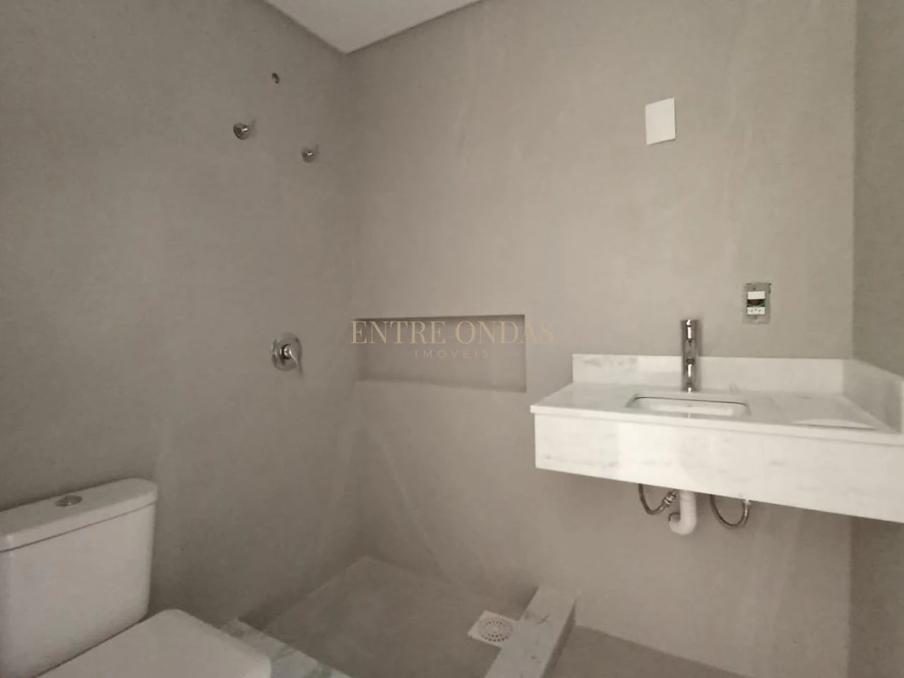 100 m² apartment with 2 bedrooms, balcony grill and garden — photo 5