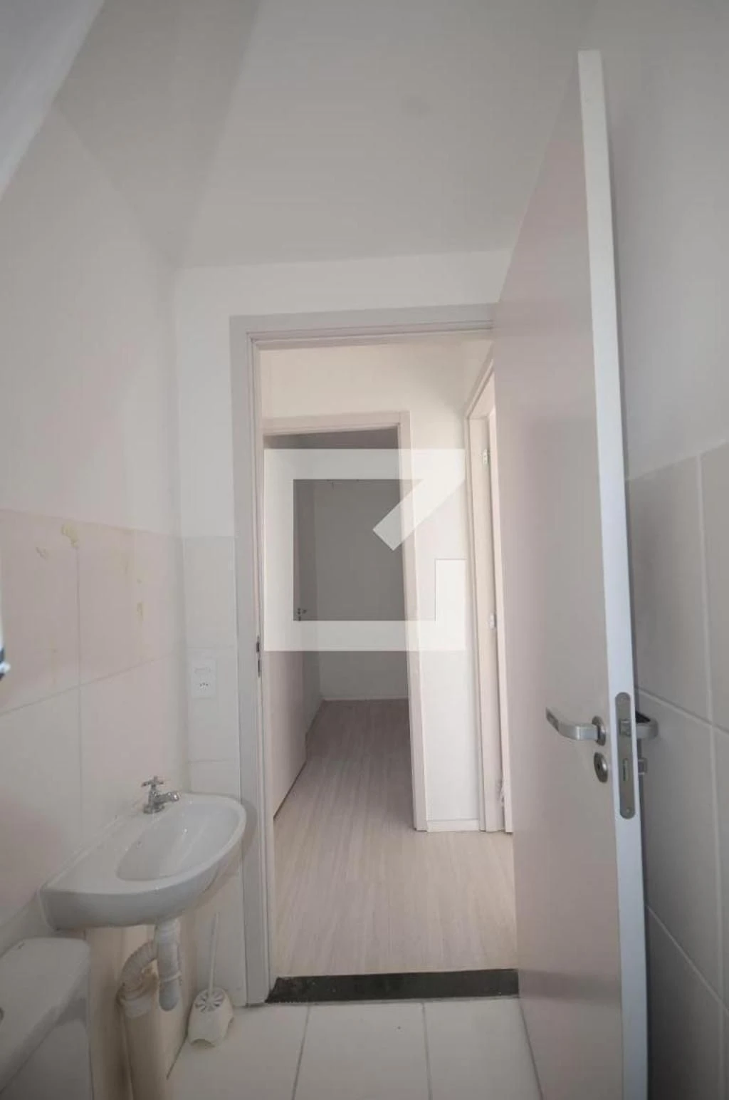 2-bedroom apartment with a private garden — photo 2