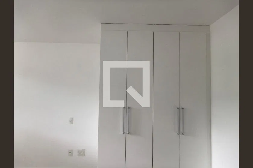 2-bedroom apartment with a mountain view — photo 26