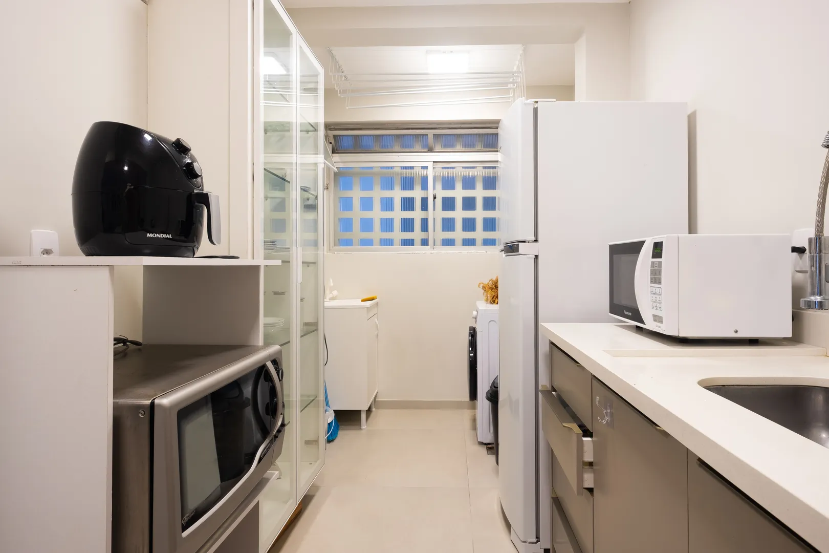 Furnished 55 m² apartment with open-plan gas kitchen — photo 2