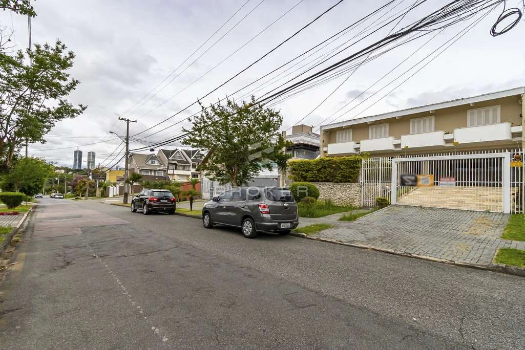 5-bedroom house with 347 m² and 4 parking spaces — photo 5
