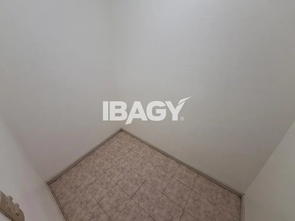 Apartamento sin amueblar con 3 dormitorios y 1 baño 116 m² — photo 18