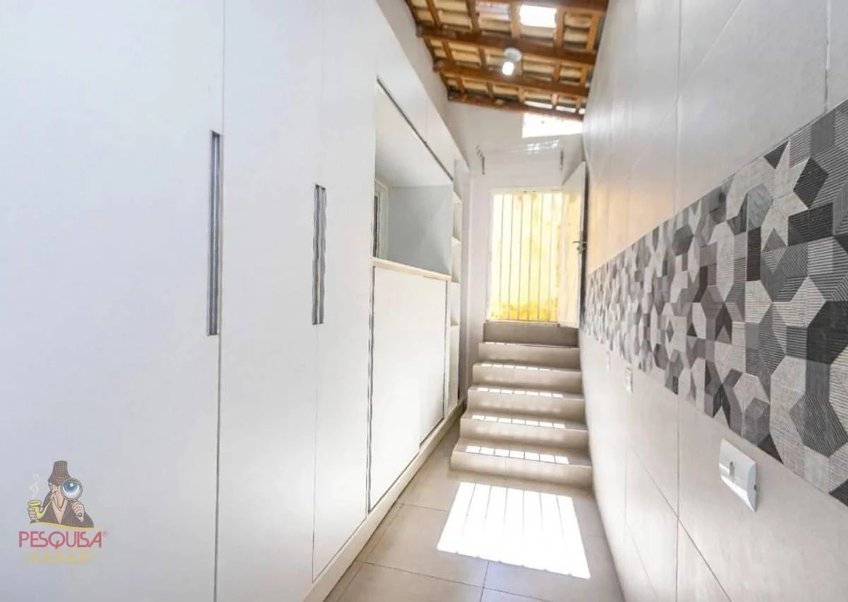 120 m² house with a washing machine and a home office — photo 26