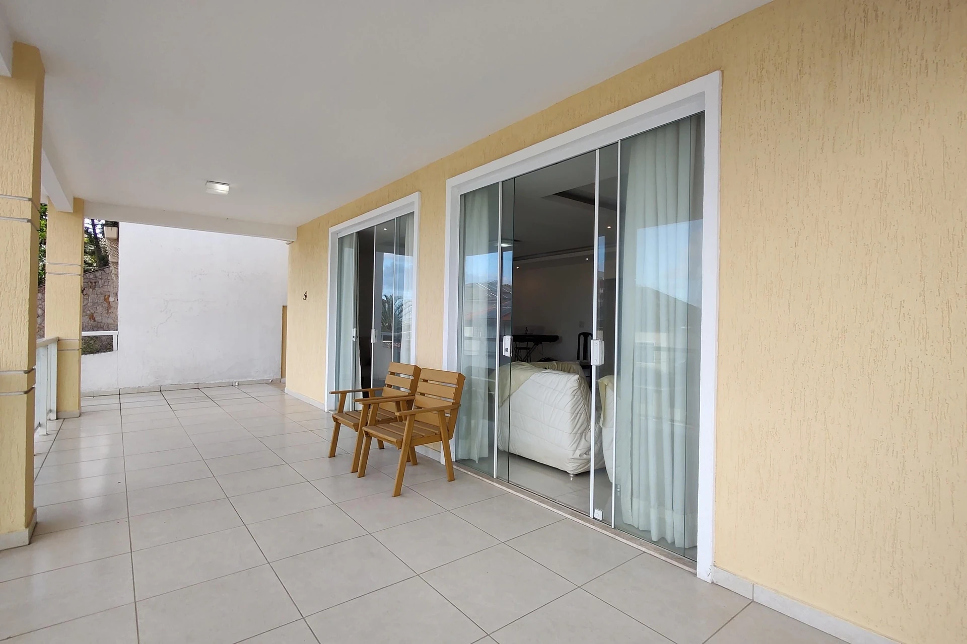 Vista a la montaña y 5 dormitorios: casa de 900 m² — photo 86