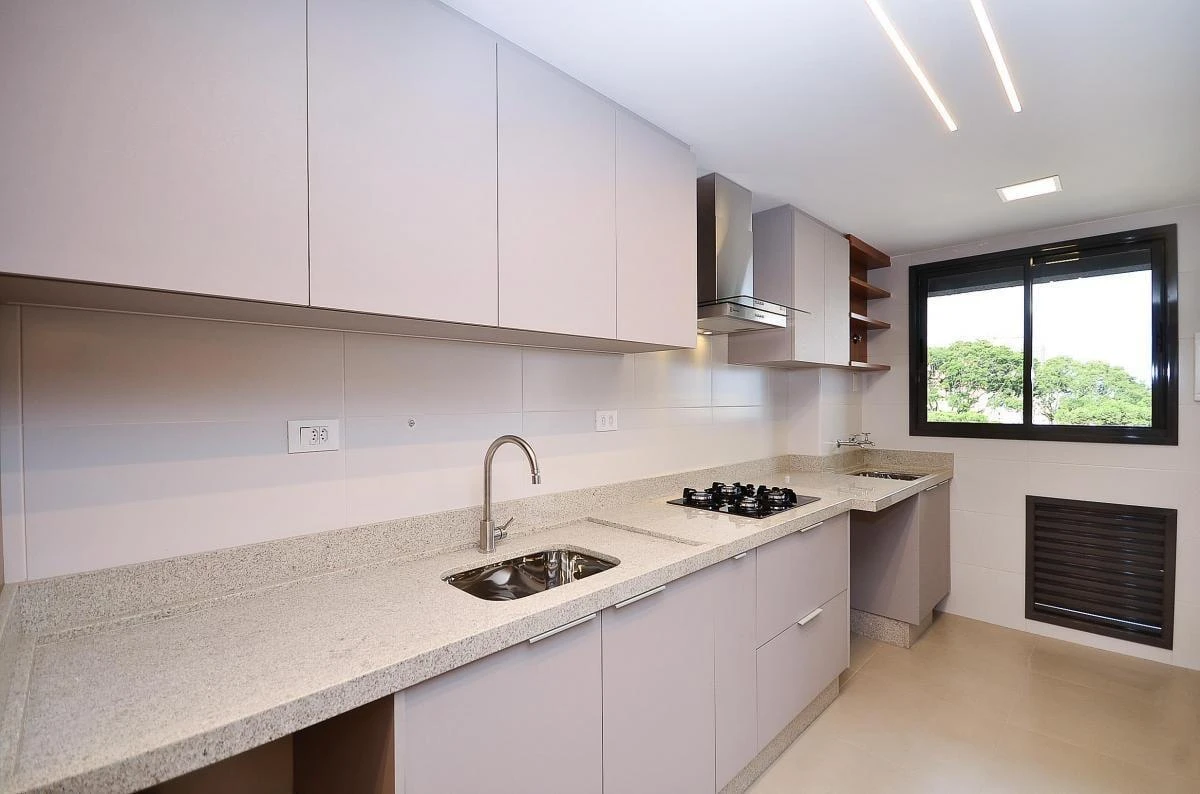 Apartamento mobiliado, 108 m², com varanda envidraçada — photo 18