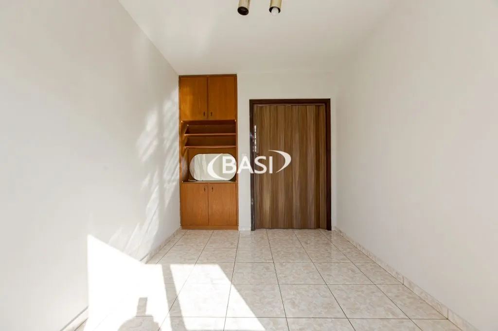 Unfurnished house with 4 bedrooms and 3 bathrooms — photo 102