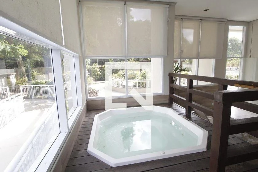 1-bedroom furnished apartment with glass shower cabin — photo 34