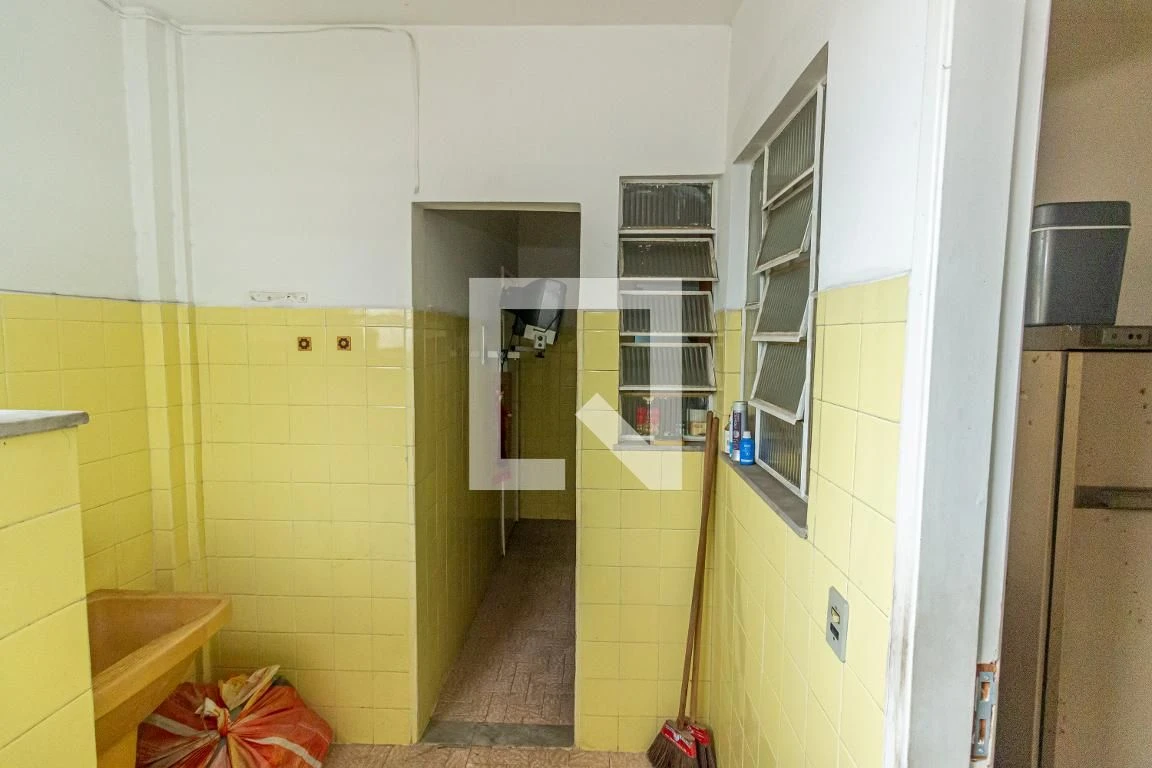 Furnished 3-bedroom apartment with BBQ area — photo 32