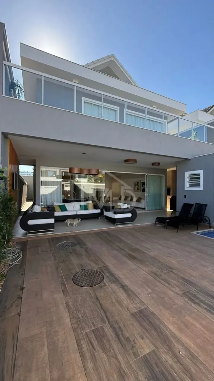 Furnished house with 5 bedrooms and 5 baths, 385 m² — photo 7