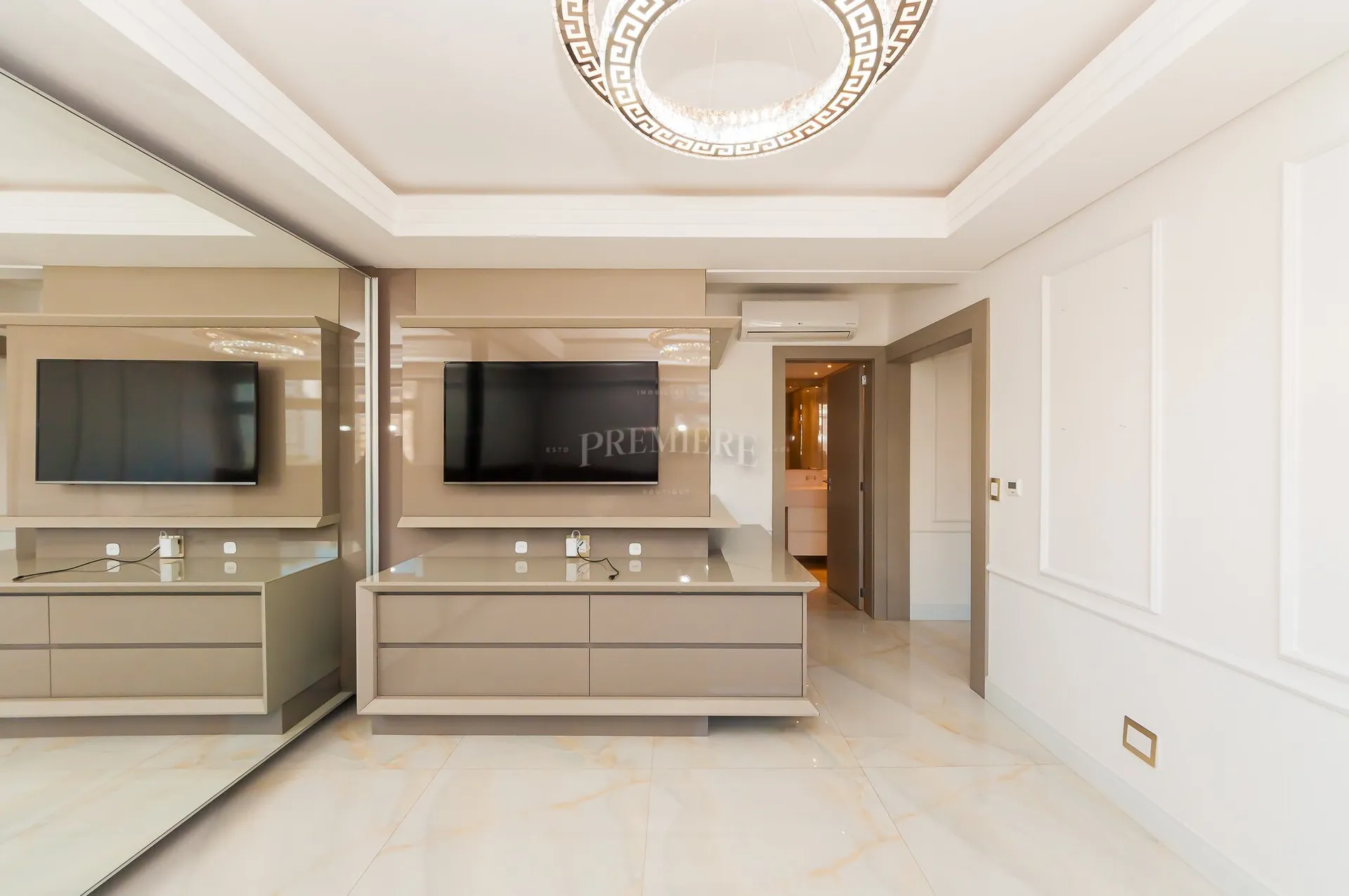 Furnished 2-bedroom apartment with 3 bathrooms — photo 38
