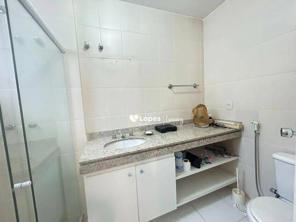 Casa mobiliada 583 m² com 5 quartos e 6 banheiros — photo 40