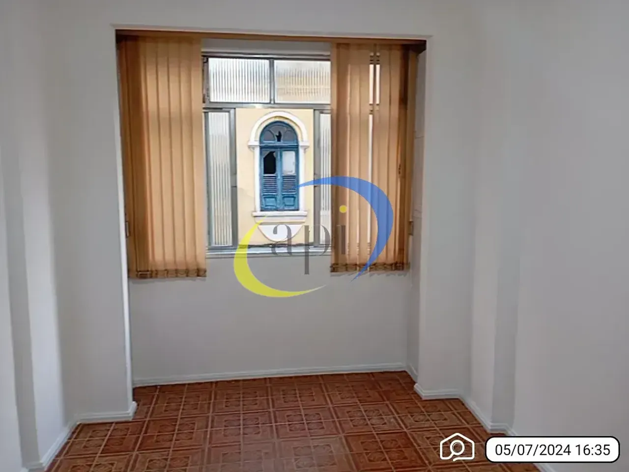 Rental apartment with 1 bedroom and compact kitchenette — photo 4