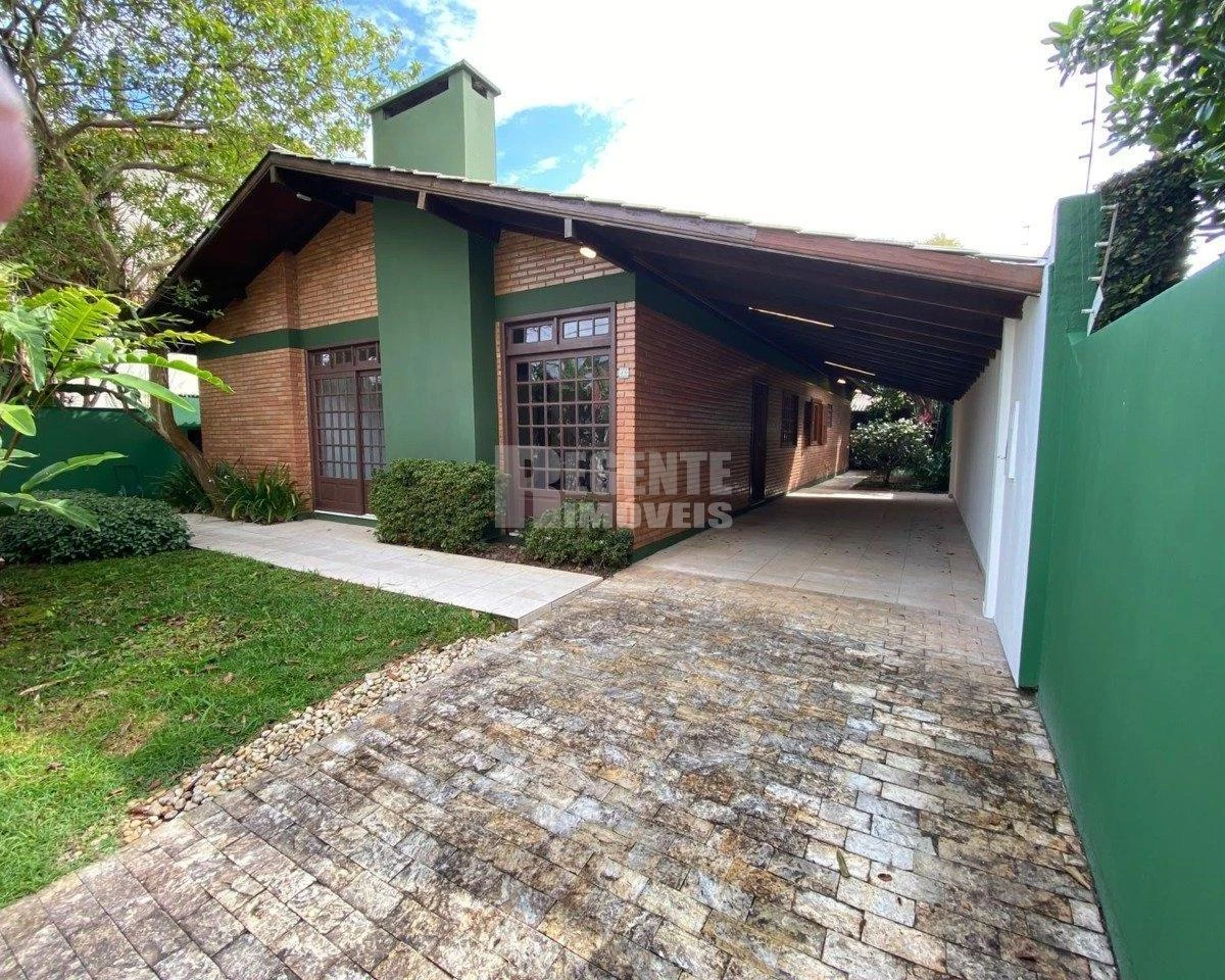 3-bedroom house with a home office in Florianópolis — photo 11