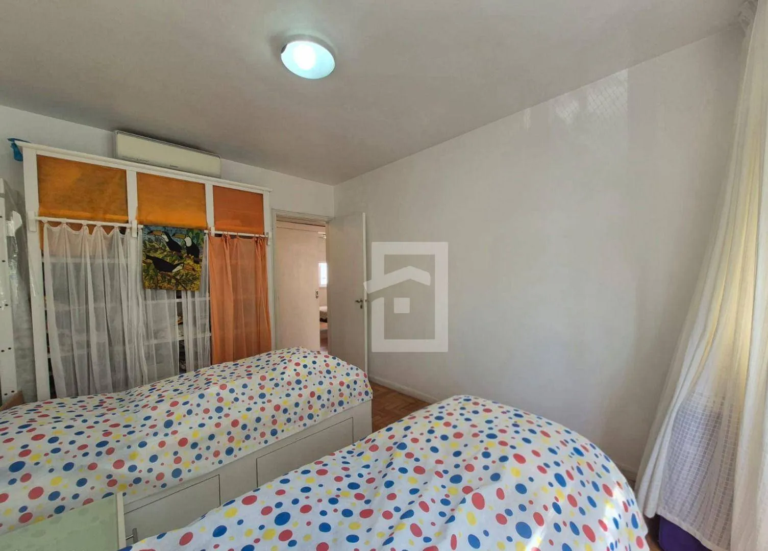 Unfurnished 3-bedroom apartment with a balcony — photo 14