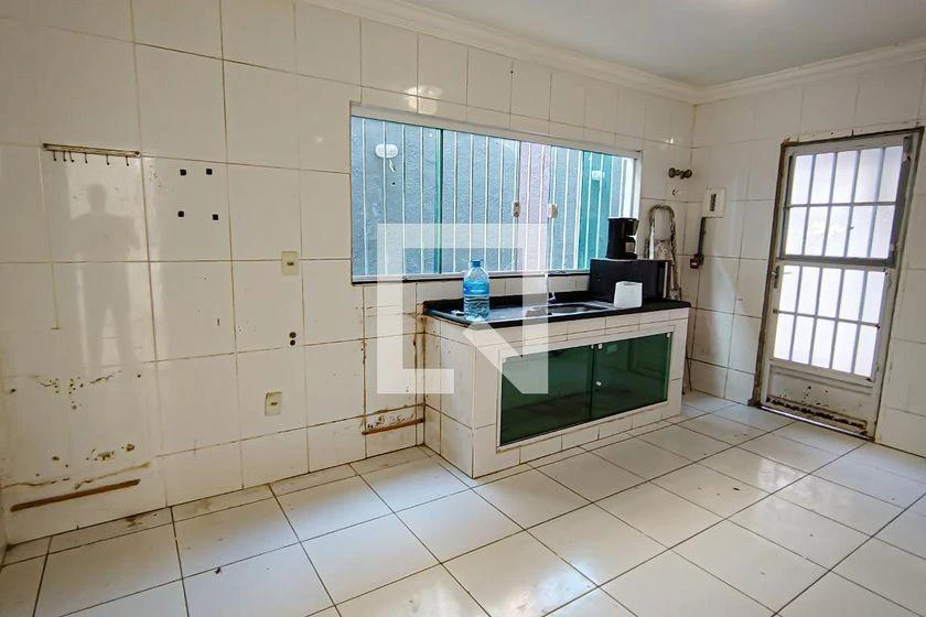 Rental house with 3 bedrooms and 217 m² — photo 31