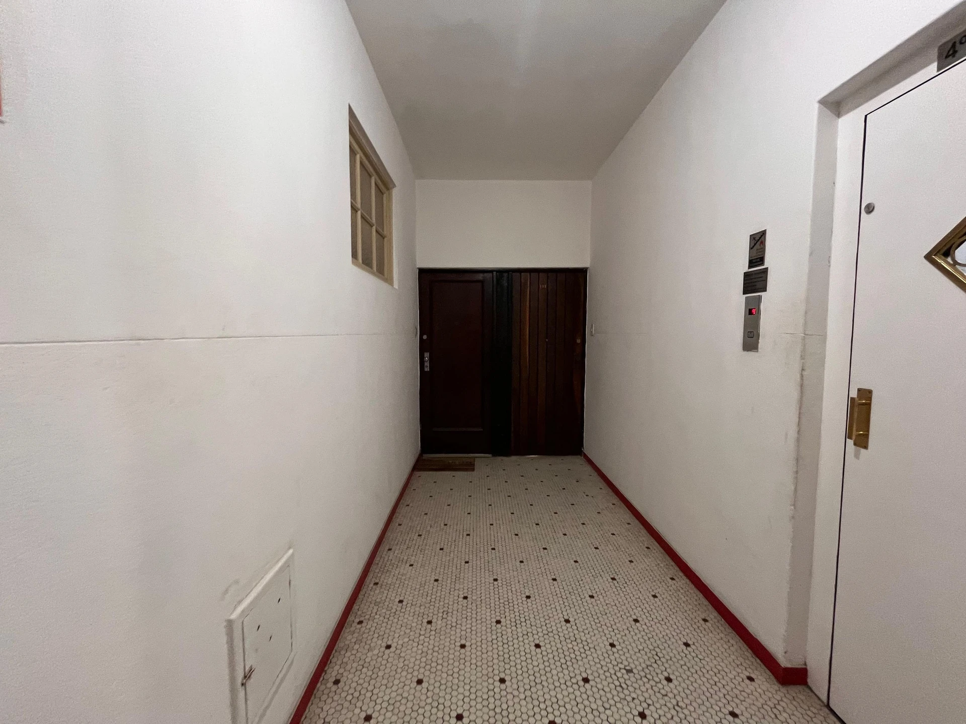 Apartamento sem mobília com 2 quartos e cozinha americana — photo 20