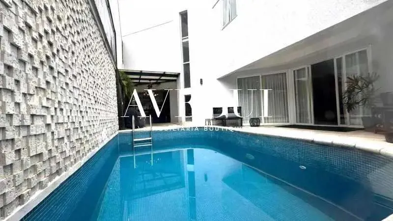 Furnished house with 4 bedrooms and 5 bathrooms — photo 19