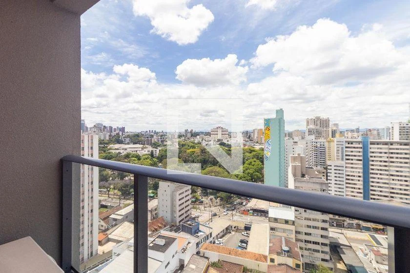 One-bedroom apartment with a home office in Curitiba — photo 21