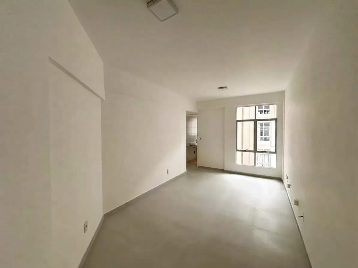 Apartamento de 1 dormitorio con cocina cerrada a gas