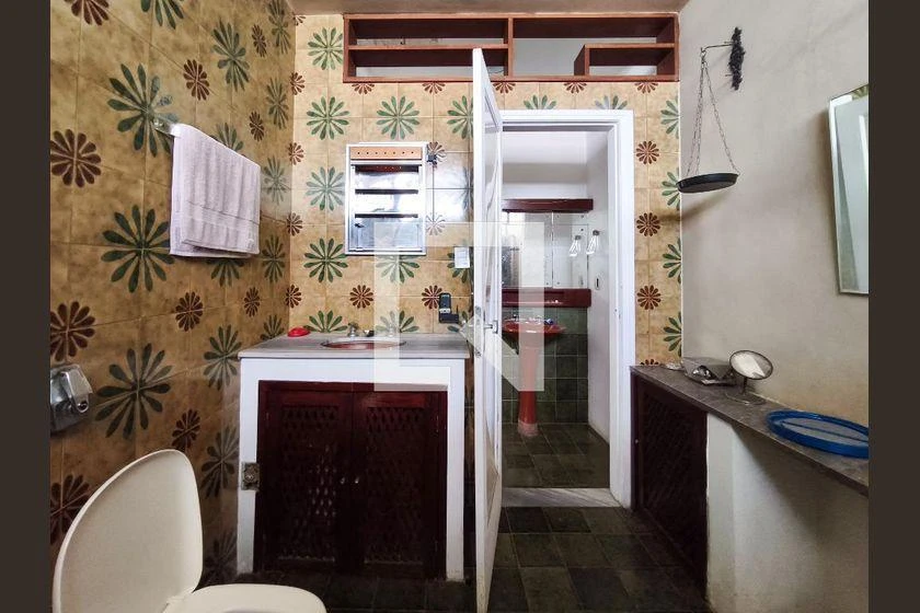 500 m² rental house with 4 bedrooms and 2 bathrooms — photo 41