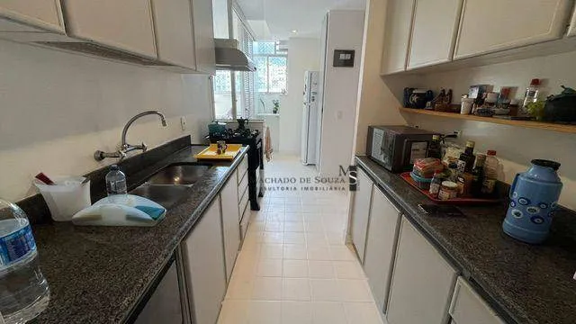 Furnished 240 m² penthouse with 3 bedrooms and 4 baths — photo 21