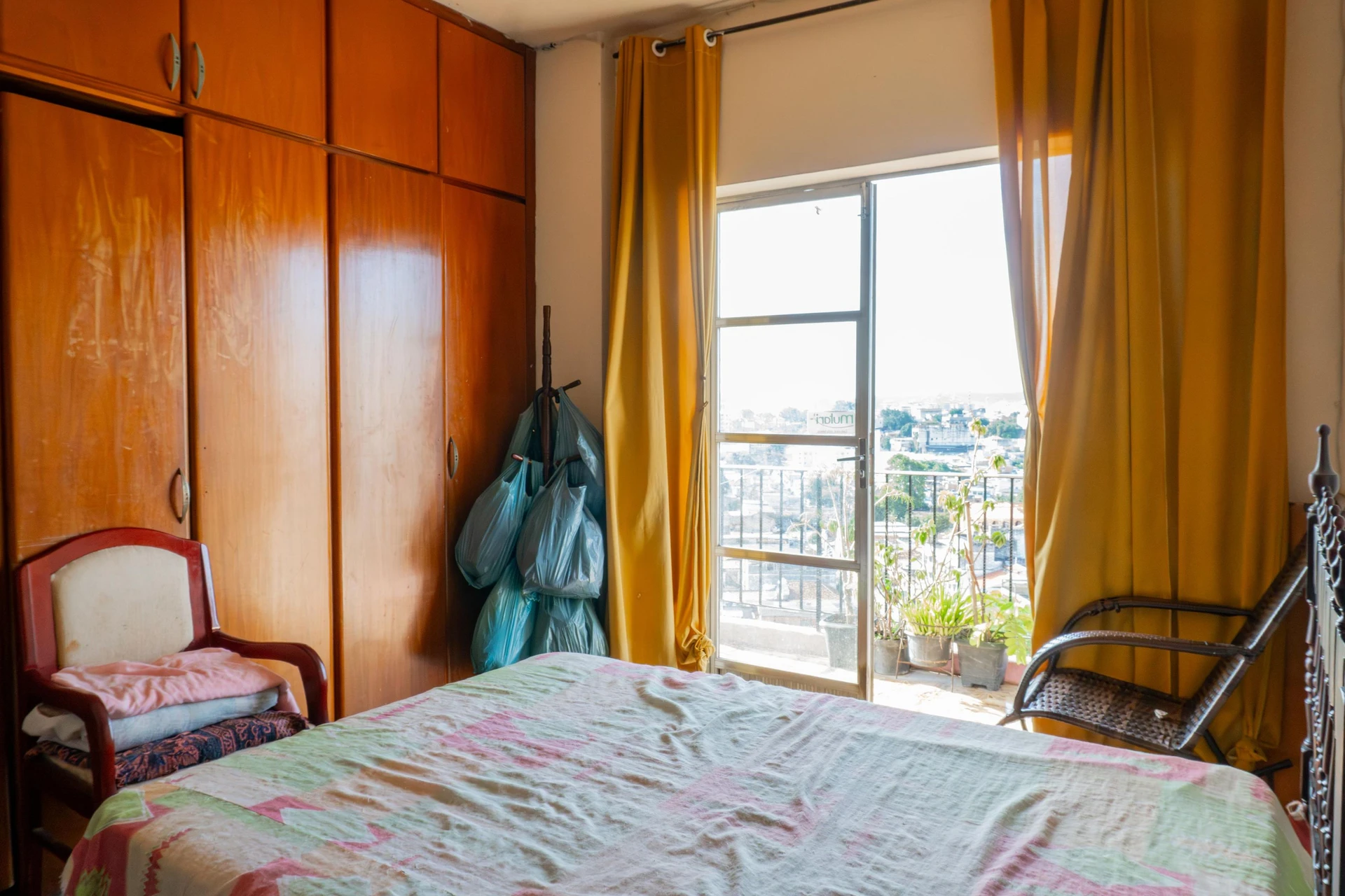 55 m² apartment with a mountain view and a home office — photo 6