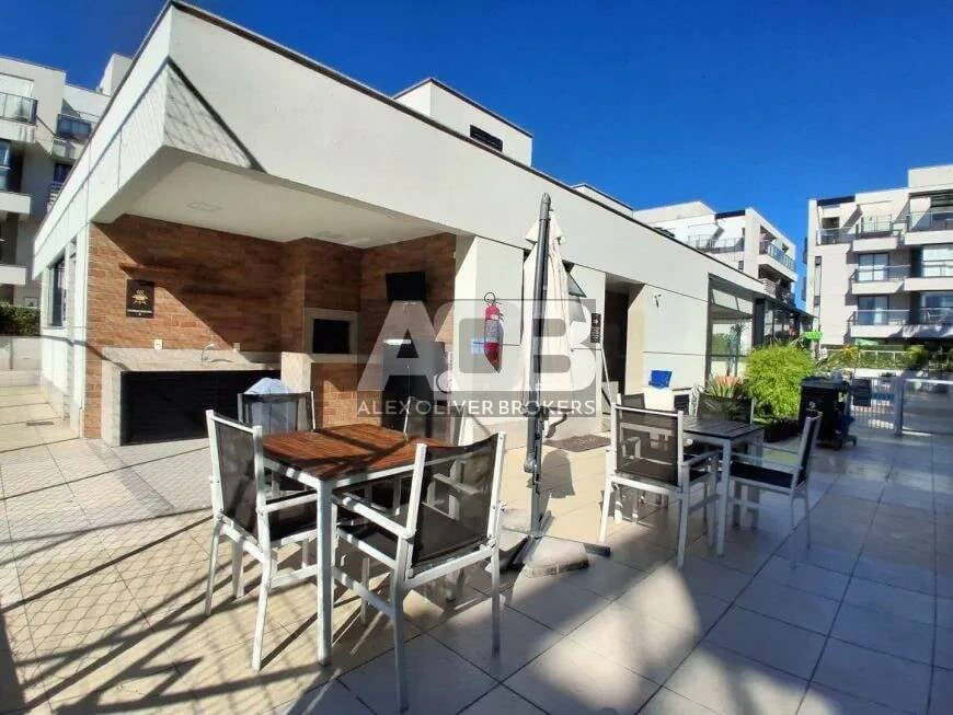 Casa duplex com 3 suítes e cozinha com fogão a gás — photo 6
