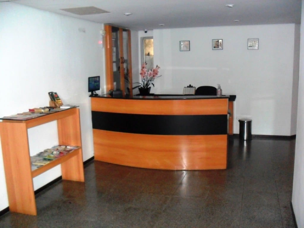 Apartamento com piso de madeira ou laminado, Centro — photo 16