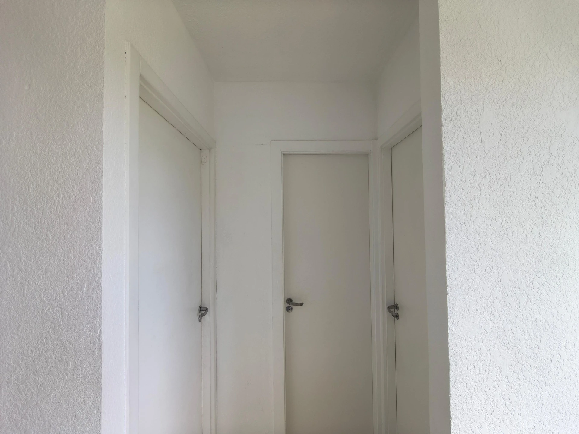 2-bedroom apartment with 1 parking space and 1 bath — photo 6