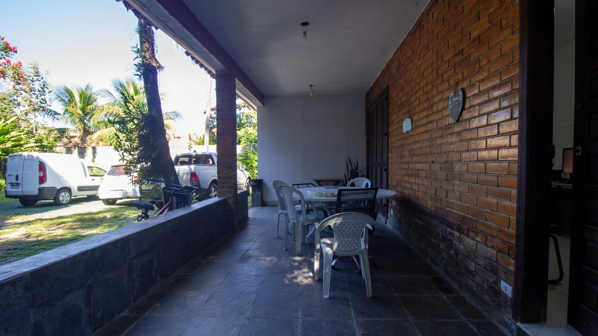 Furnished house with 5 bedrooms and 3 bathrooms — photo 22